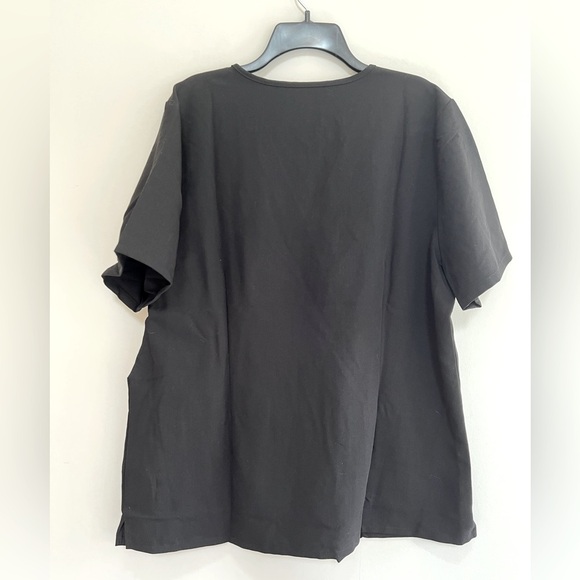 FIGS Casma Three-Pocket Black Scrub Top, size XXL - Picture 3 of 7